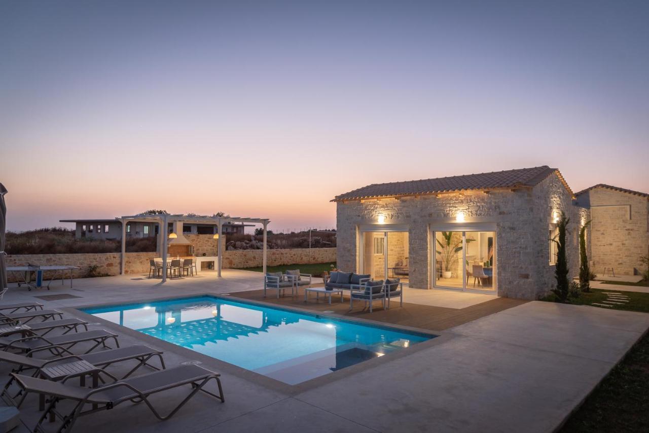 Evaero Villas I, Ii, Iii, IV - An Ever-So Inviting Escape, By Thinkvilla Sfáka Exterior foto