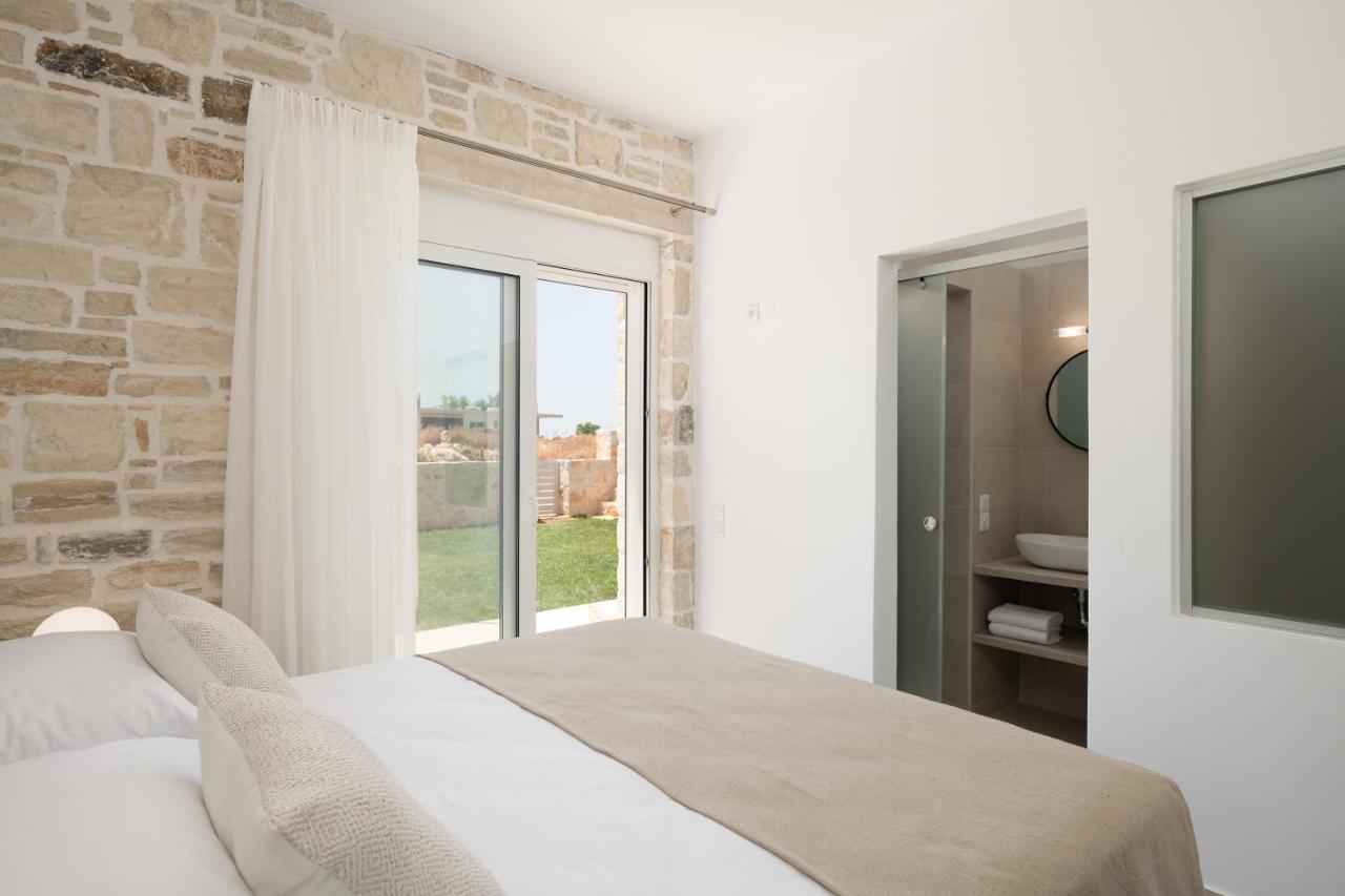 Evaero Villas I, Ii, Iii, IV - An Ever-So Inviting Escape, By Thinkvilla Sfáka Exterior foto