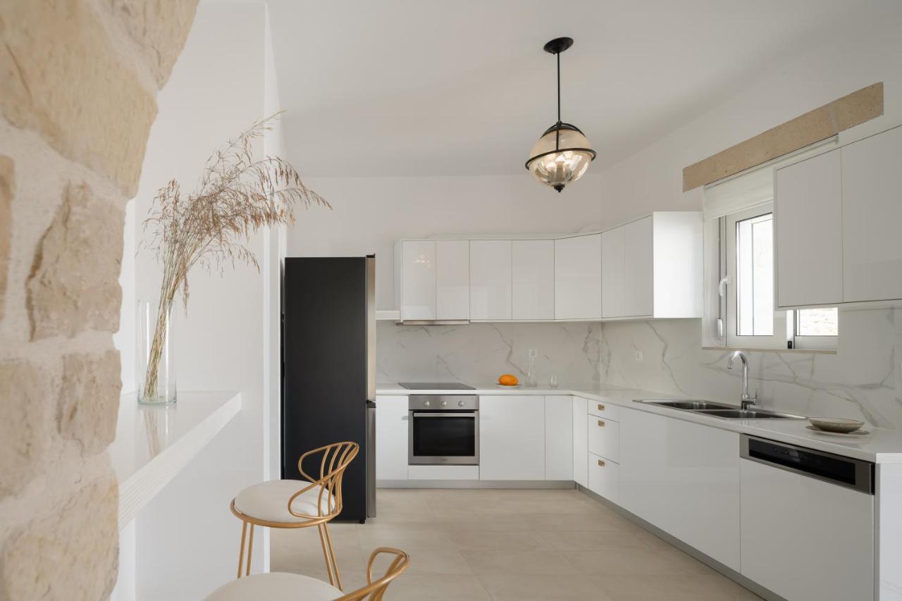 Evaero Villas I, Ii, Iii, IV - An Ever-So Inviting Escape, By Thinkvilla Sfáka Exterior foto