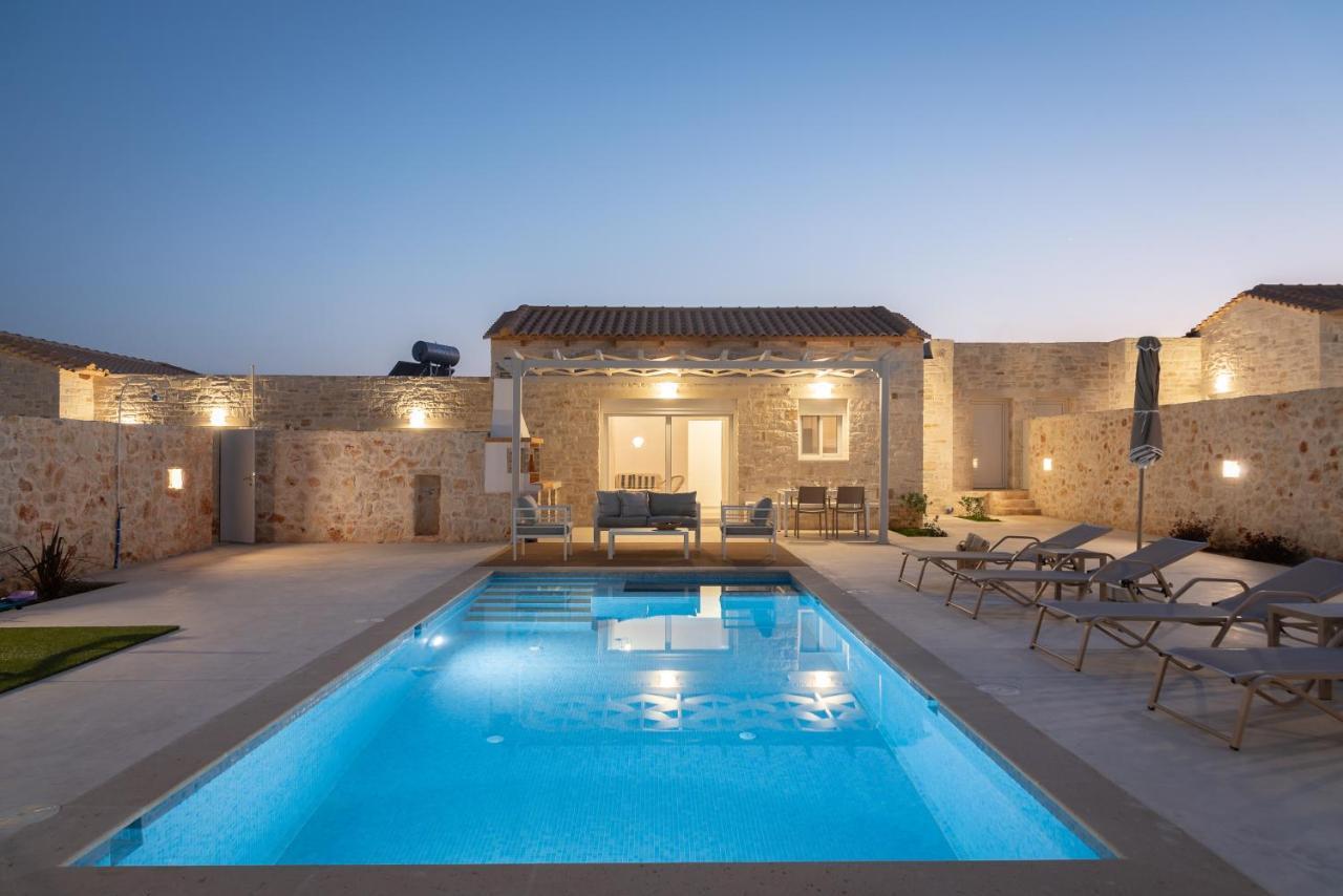 Evaero Villas I, Ii, Iii, IV - An Ever-So Inviting Escape, By Thinkvilla Sfáka Exterior foto