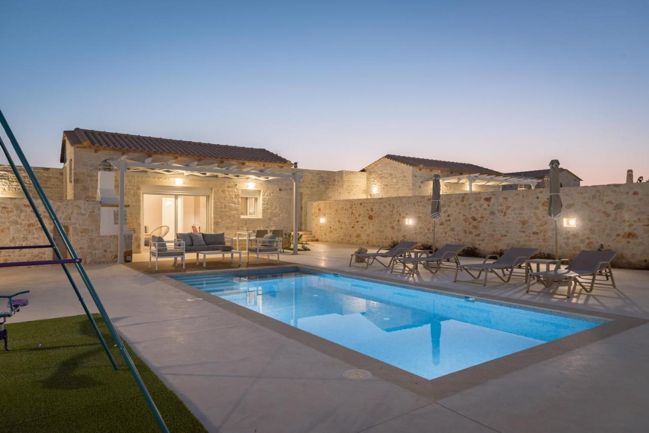 Evaero Villas I, Ii, Iii, IV - An Ever-So Inviting Escape, By Thinkvilla Sfáka Exterior foto